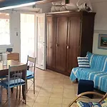 Villaggio Costa Del Sole Da Silvia 펜션 *